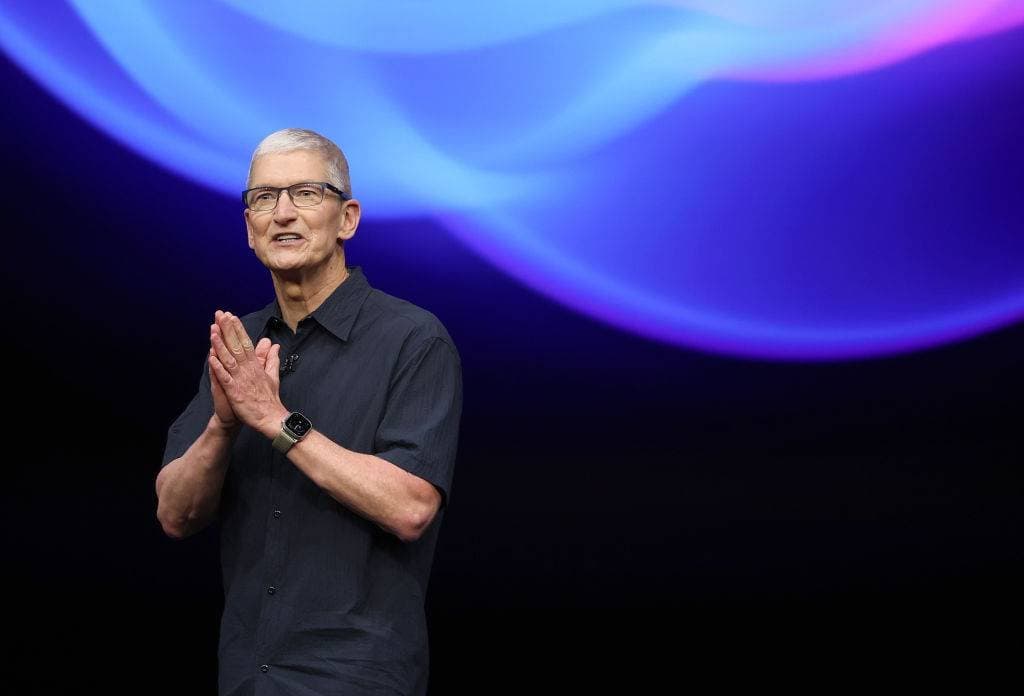 Da era Steve Jobs aos US$ 5 trilhões: os números dos 15 anos de Tim Cook na Apple