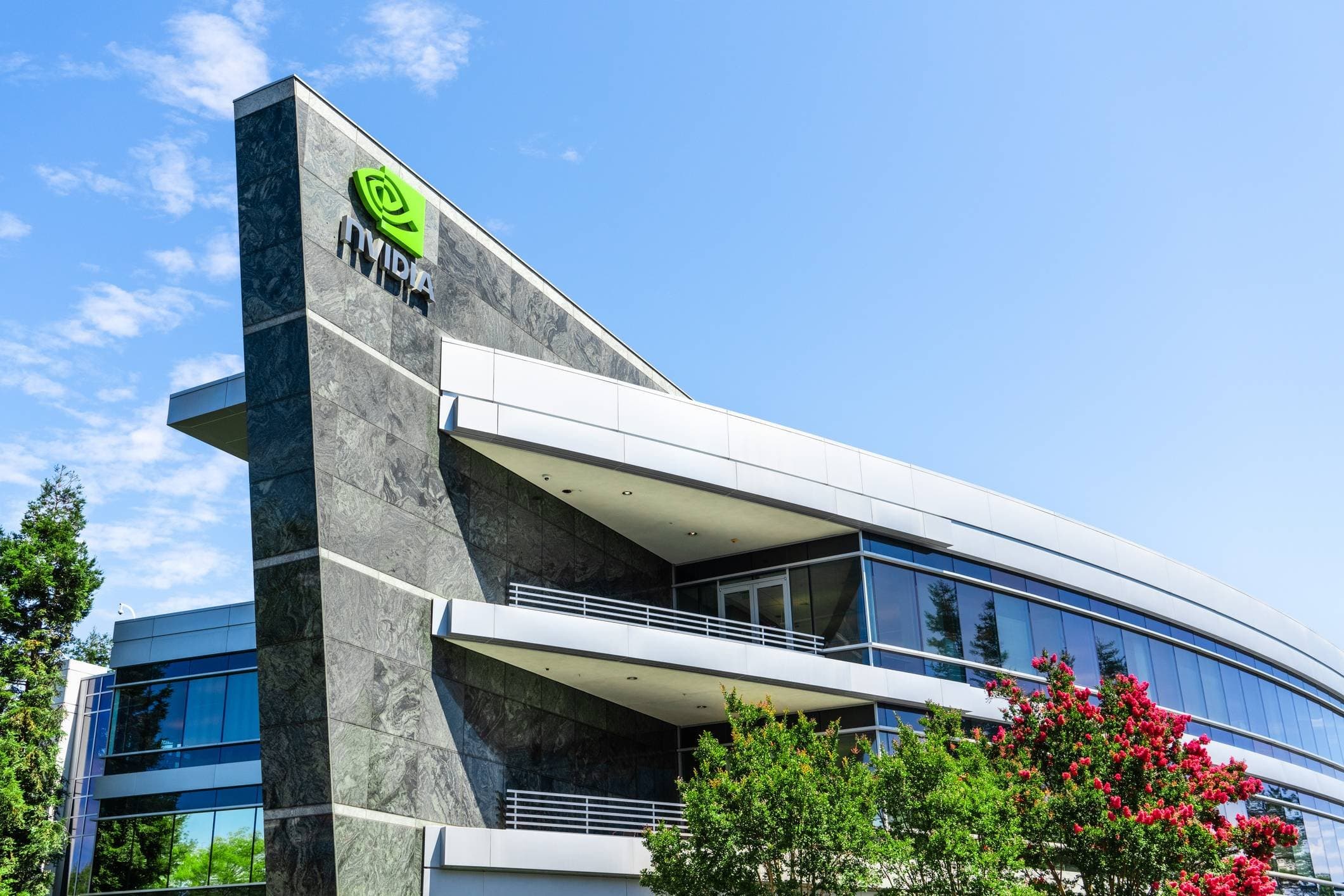Nvidia investe US$ 3,5 bilhões na MediaTek para controlar redes de data centers