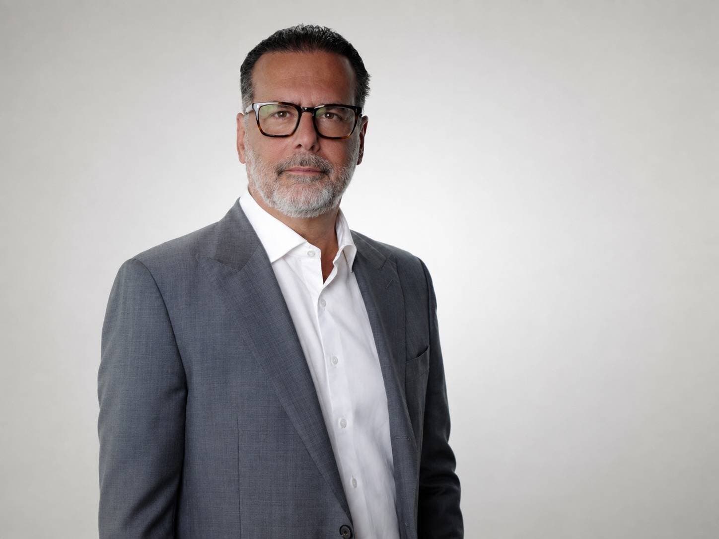 Quem é o cubano que comandou Walmart e Odebrecht e agora assume a Ri Happy