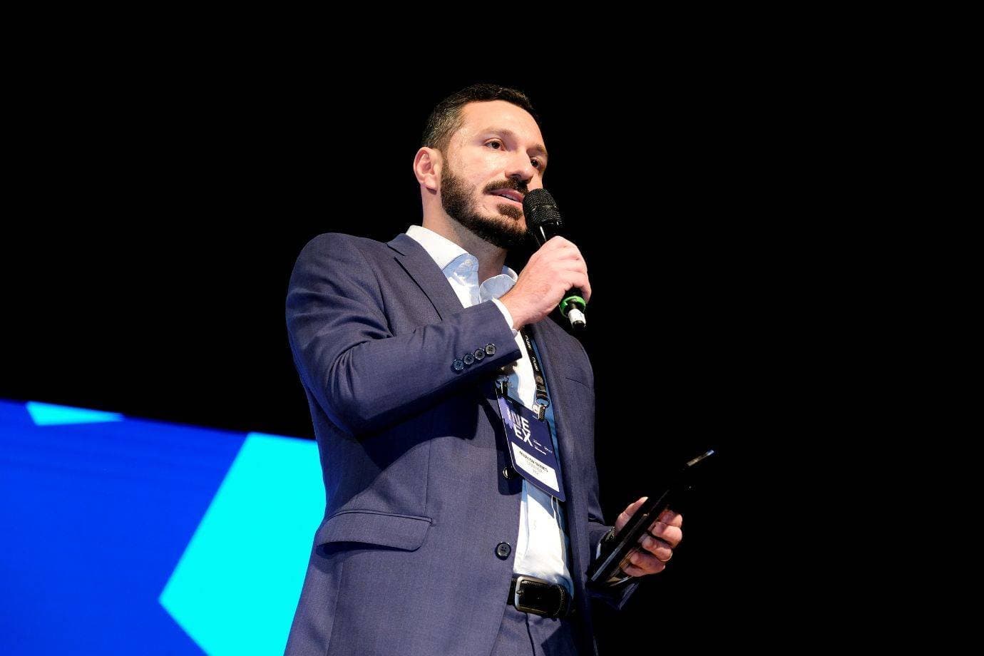 Esta empresa cresceu 2.135% sem gastar um único real para conquistar novos clientes