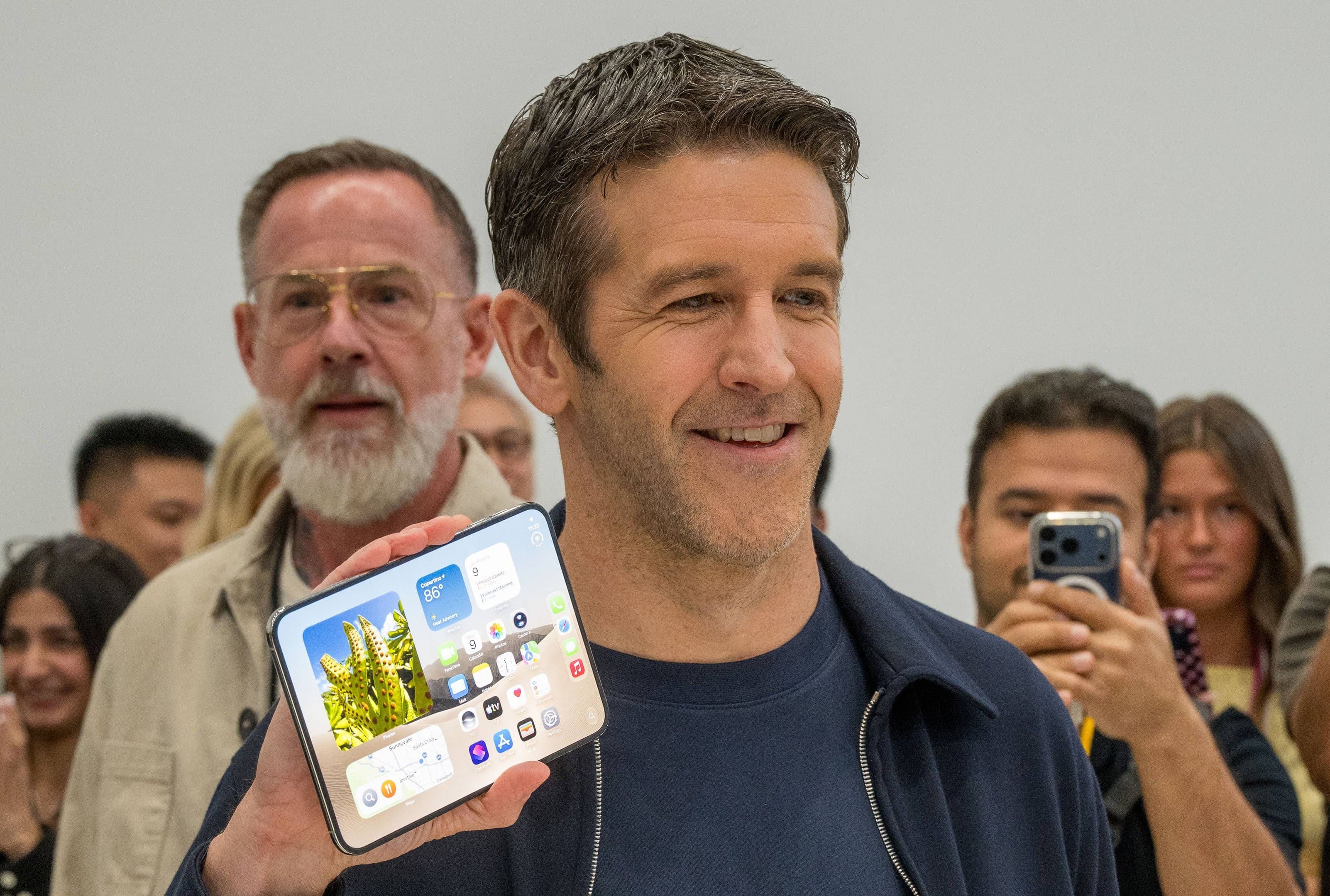 O início da era John Ternus na Apple: por que o novo CEO voltou às raízes de Steve Jobs