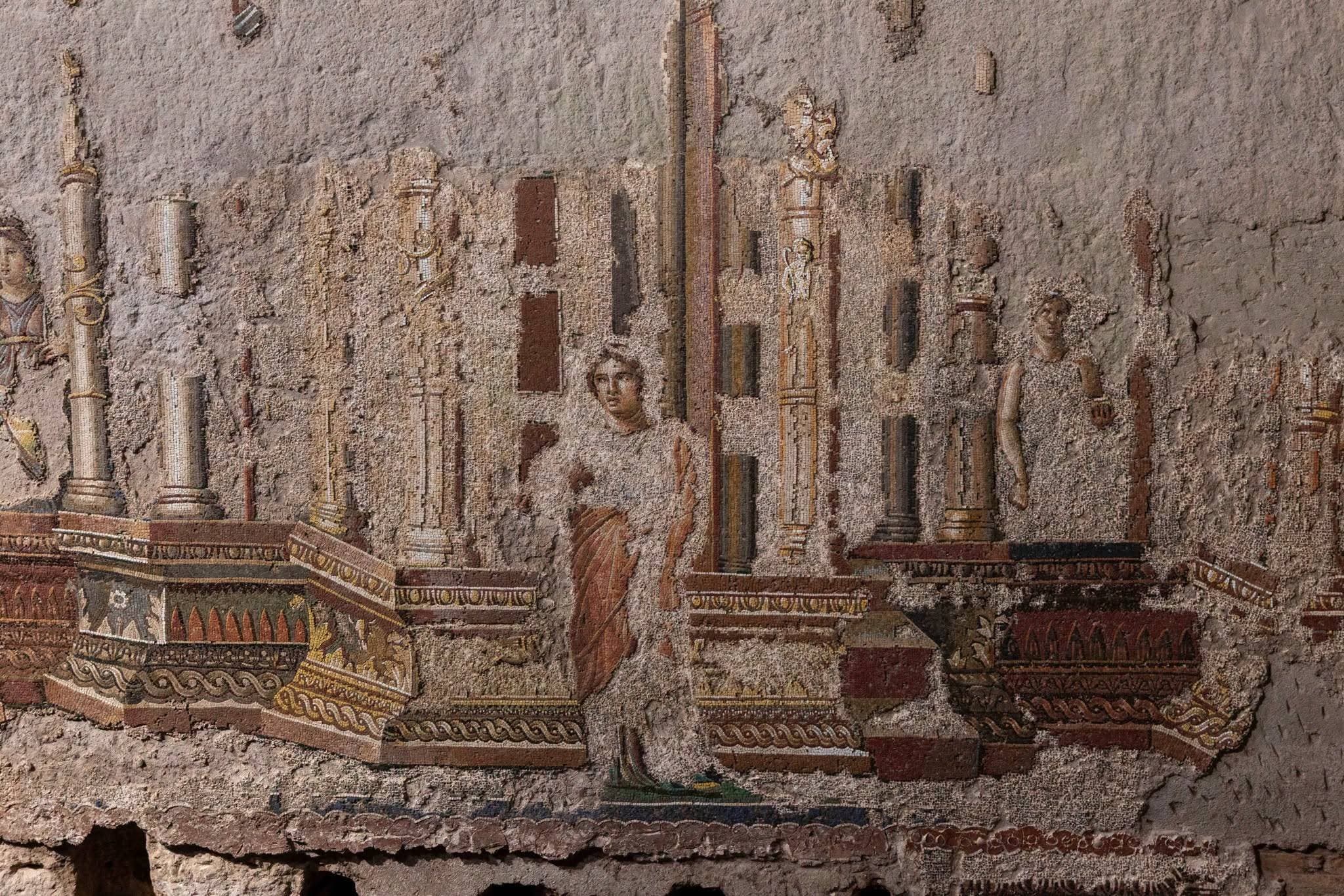 Roma revela, pela primeira vez, maior mosaico de parede da história