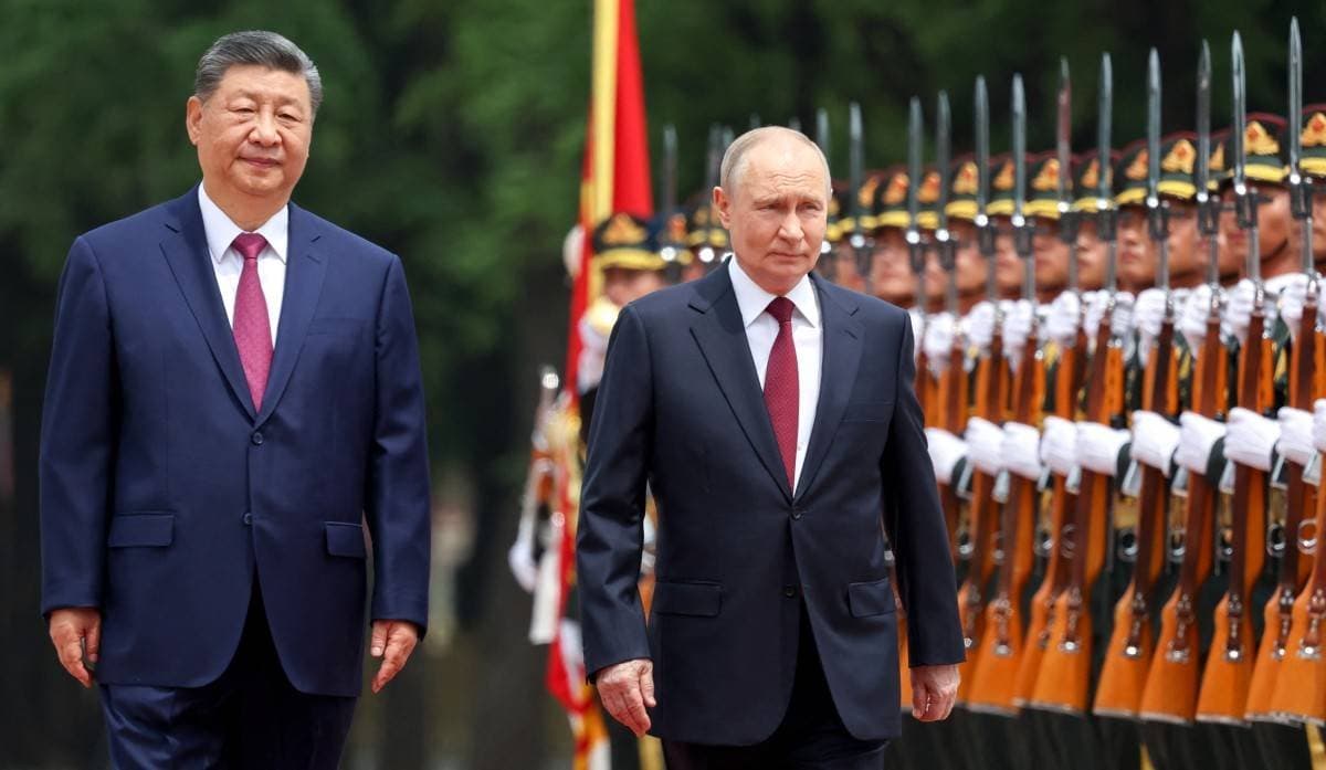 EUA aprovam sanções contra Rússia, e Ucrânia anuncia orçamento militar recorde