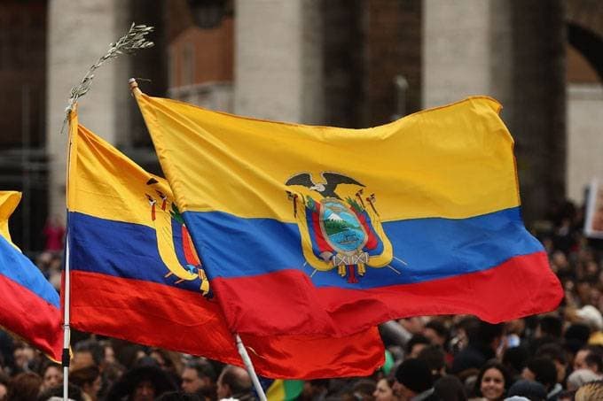 Equador apreende 2,9 toneladas de cocaína em operação