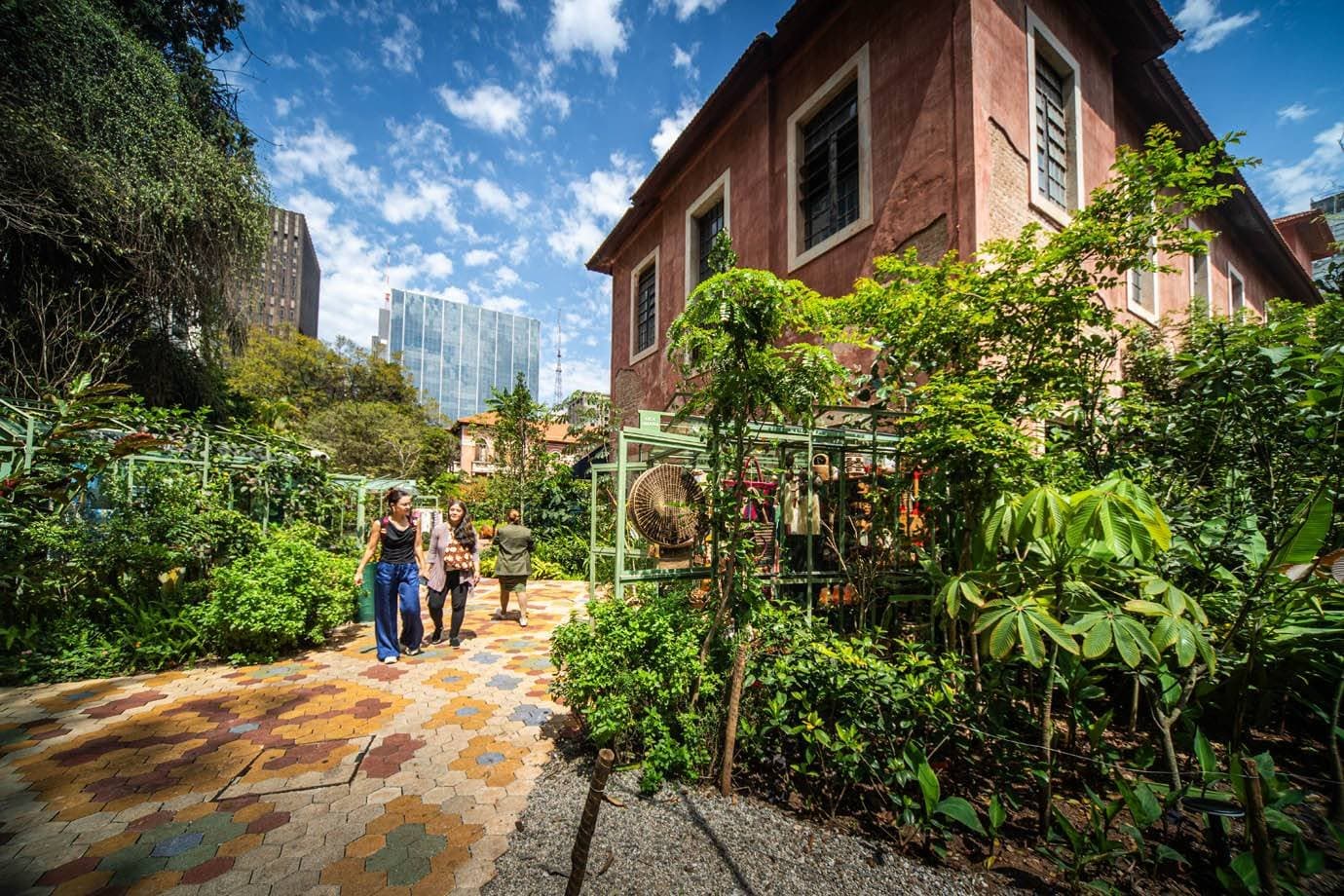 Como um hospital abandonado virou polo bilionário de gastronomia, cultura e luxo no coração de SP