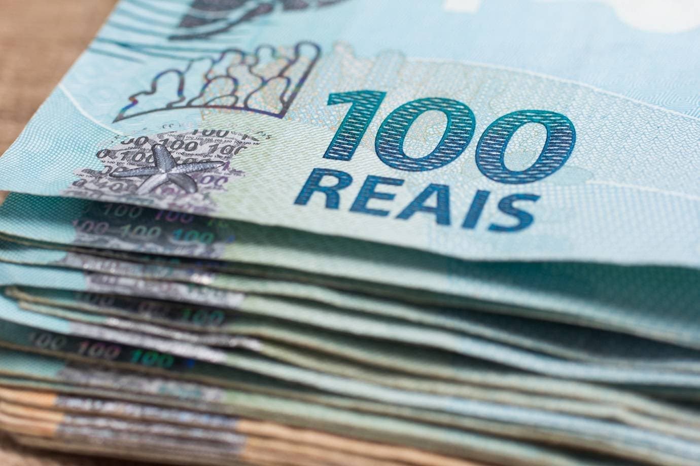 Real sobe mais de 9% em 2026 e tem 3º melhor avanço desde 2010