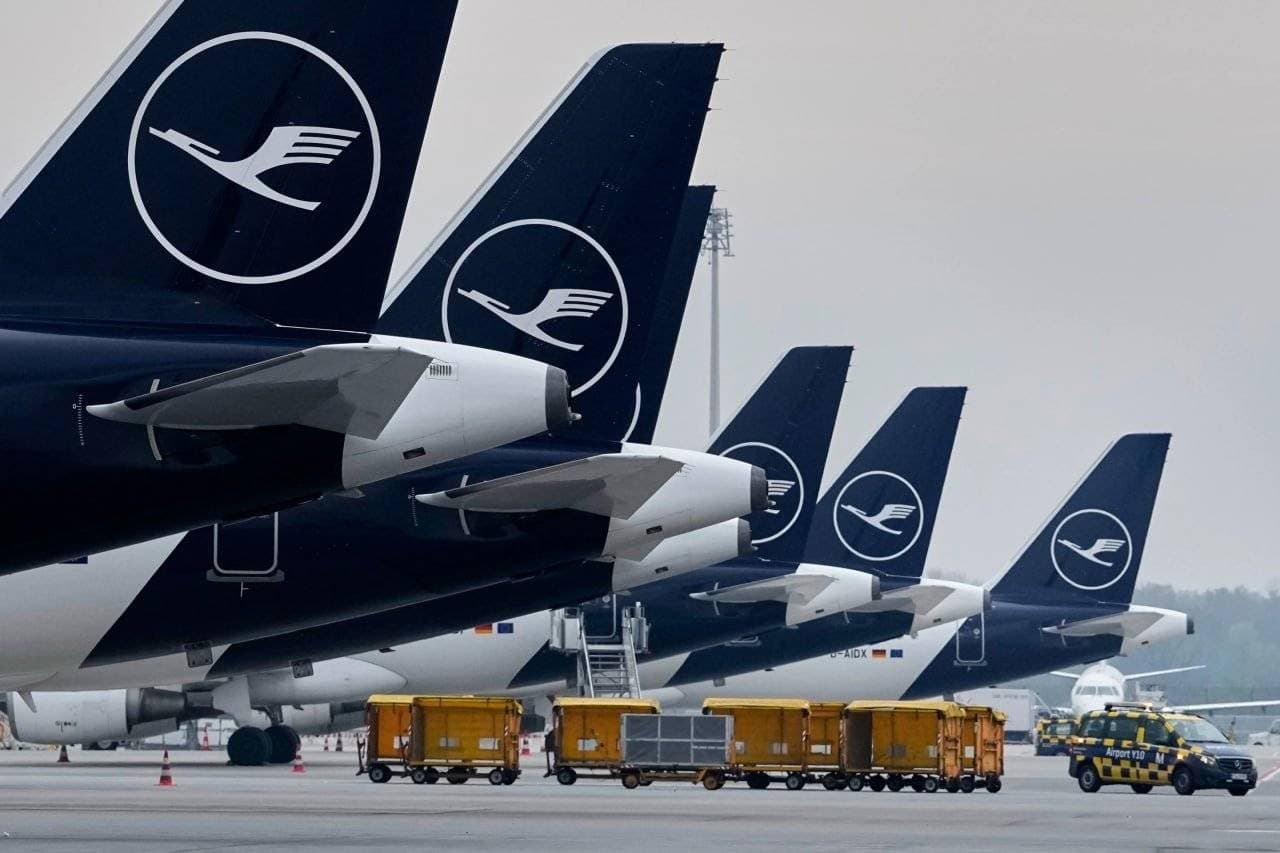 Riad mantém aeroporto fechado e suspende aulas após ataque