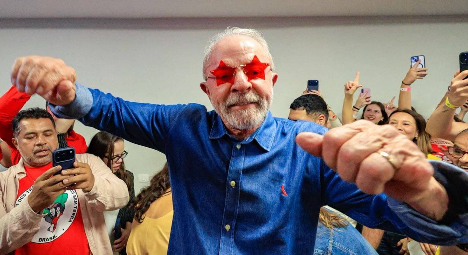 Após vitória de Lula, líderes mundiais defendem ampliar parcerias com o Brasil