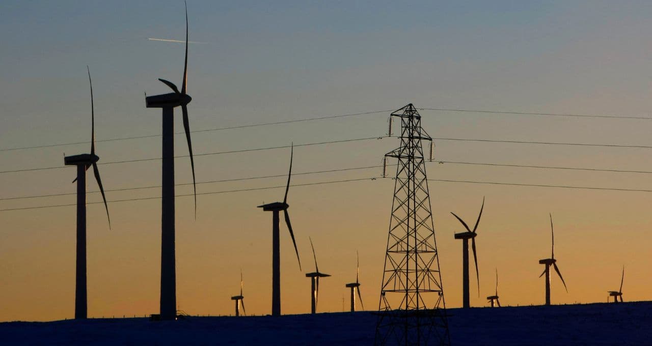 Após leilão de reserva de energia ser suspendido na véspera, Aneel diz que homologação continua nesta terça (9)