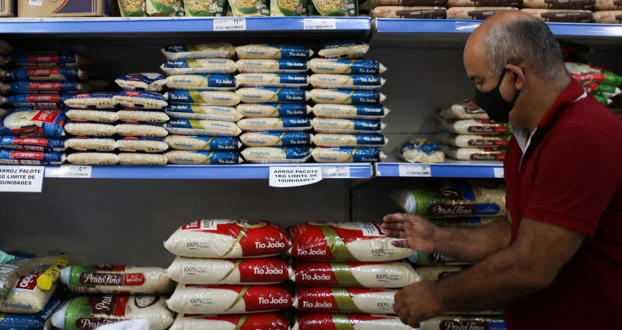 IGP-10 cai 0,30% em junho com recuo de commodities e alívio nos preços ao produtor
