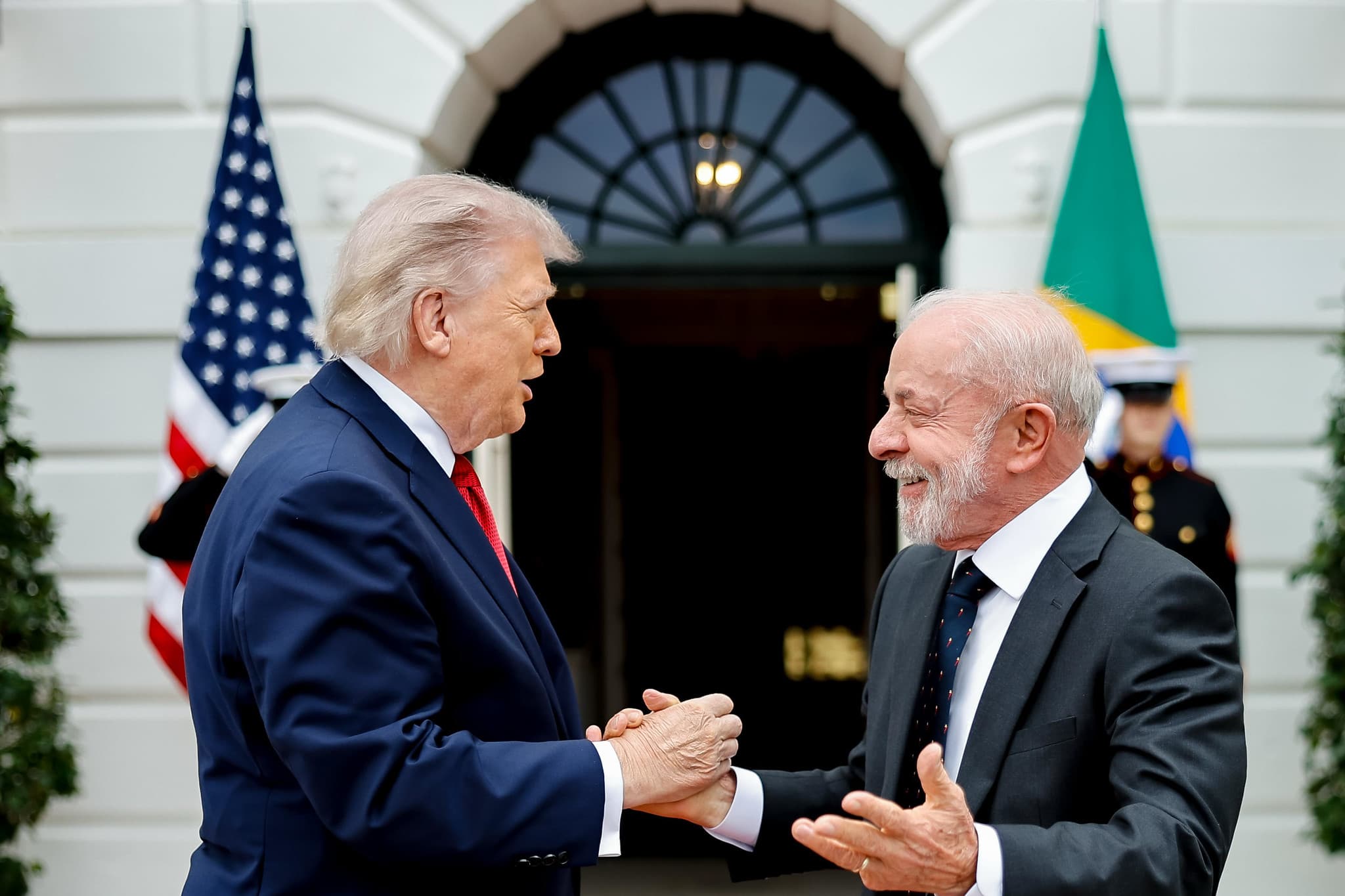Governo chama tarifaço de ‘marco lastimável’, culpa Bolsonaro e prepara retaliação