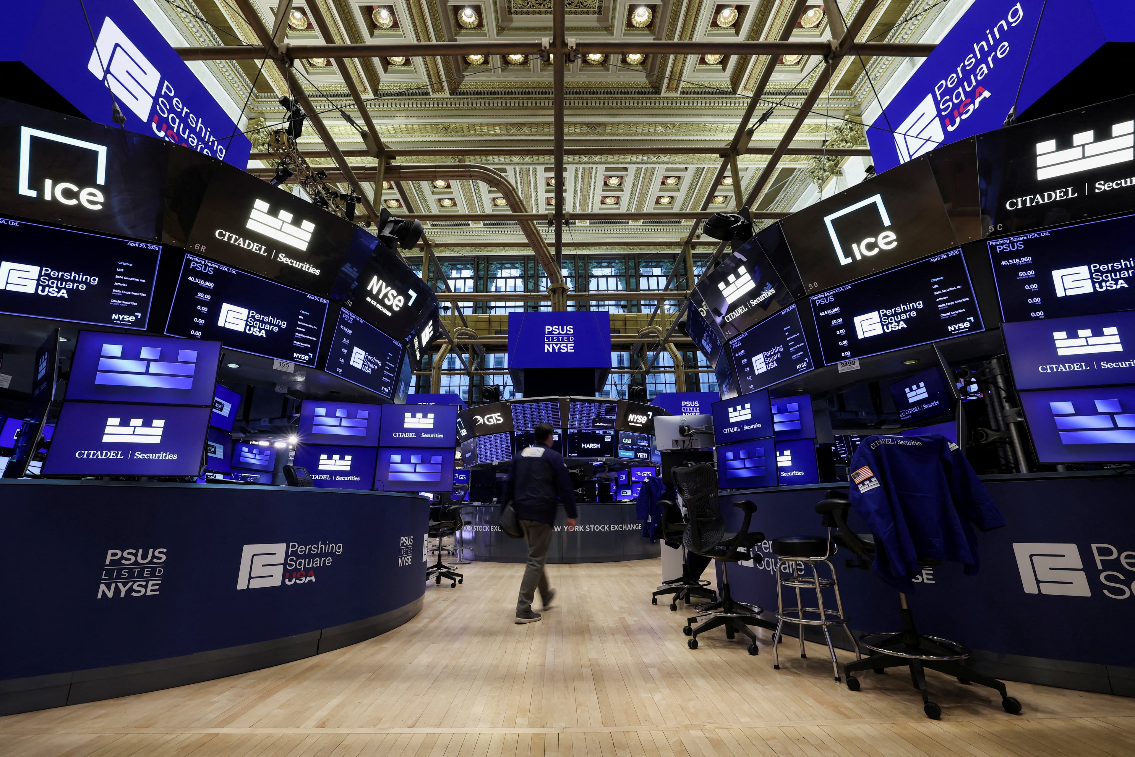 Wall Street tomba 1% na semana com tecnologia e alta do petróleo; Nasdaq lidera perdas