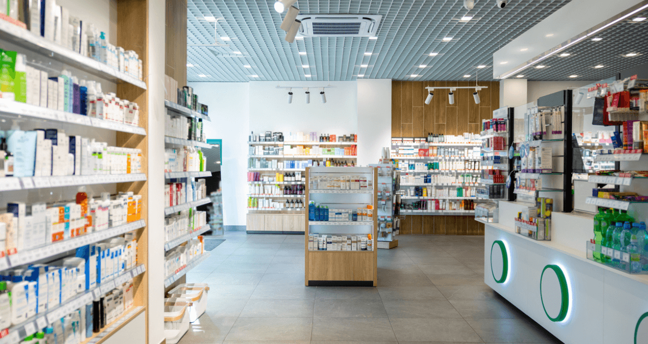 UBS vê momento favorável para varejo farmacêutico e inicia cobertura de Pague Menos (PGMN3) e da Panvel (PNVL3); veja a favorita