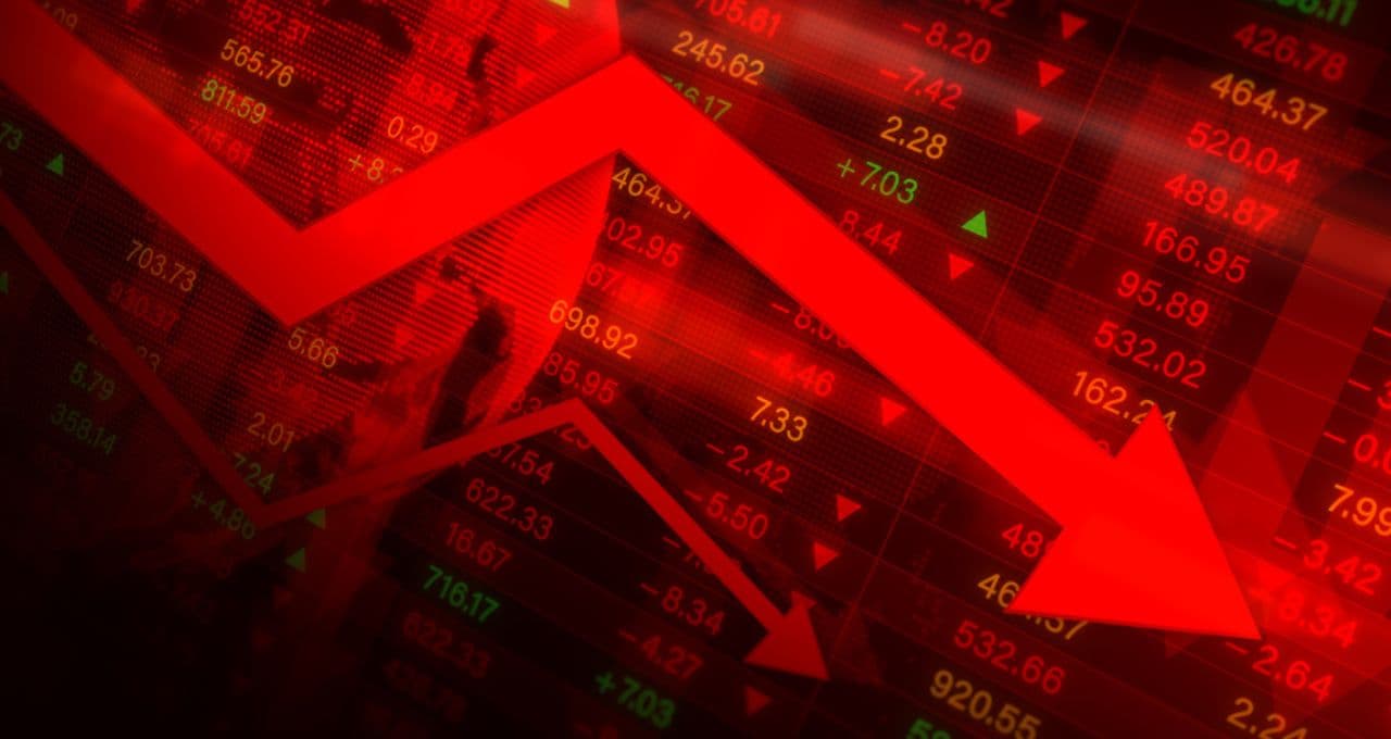 Wall Street fecha em queda com tombo das ações da Intel e avanço dos preços do petróleo