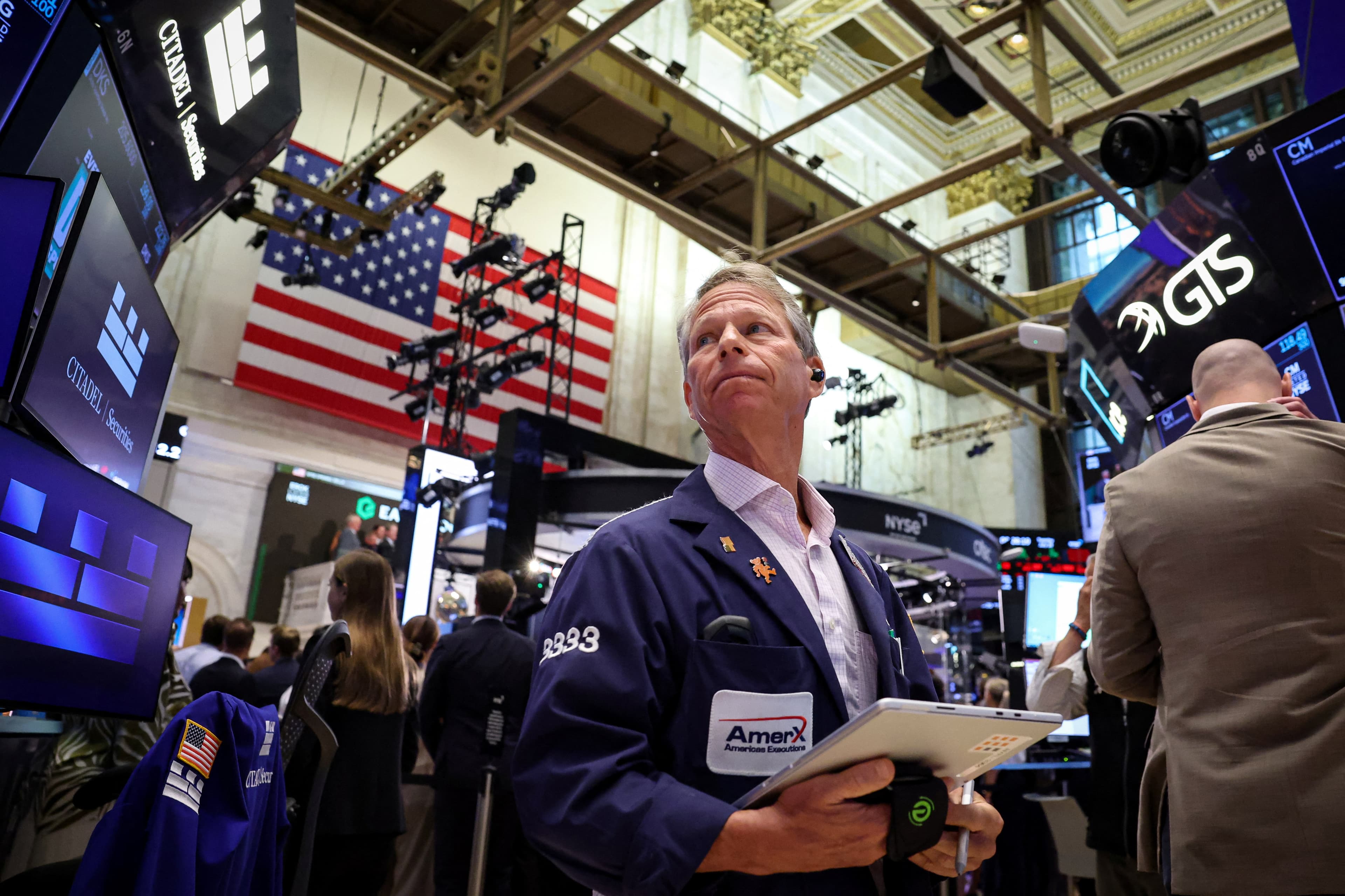 Wall Street avança após inflação melhor do que o esperado adiar apostas de alta nos juros pelo Fed