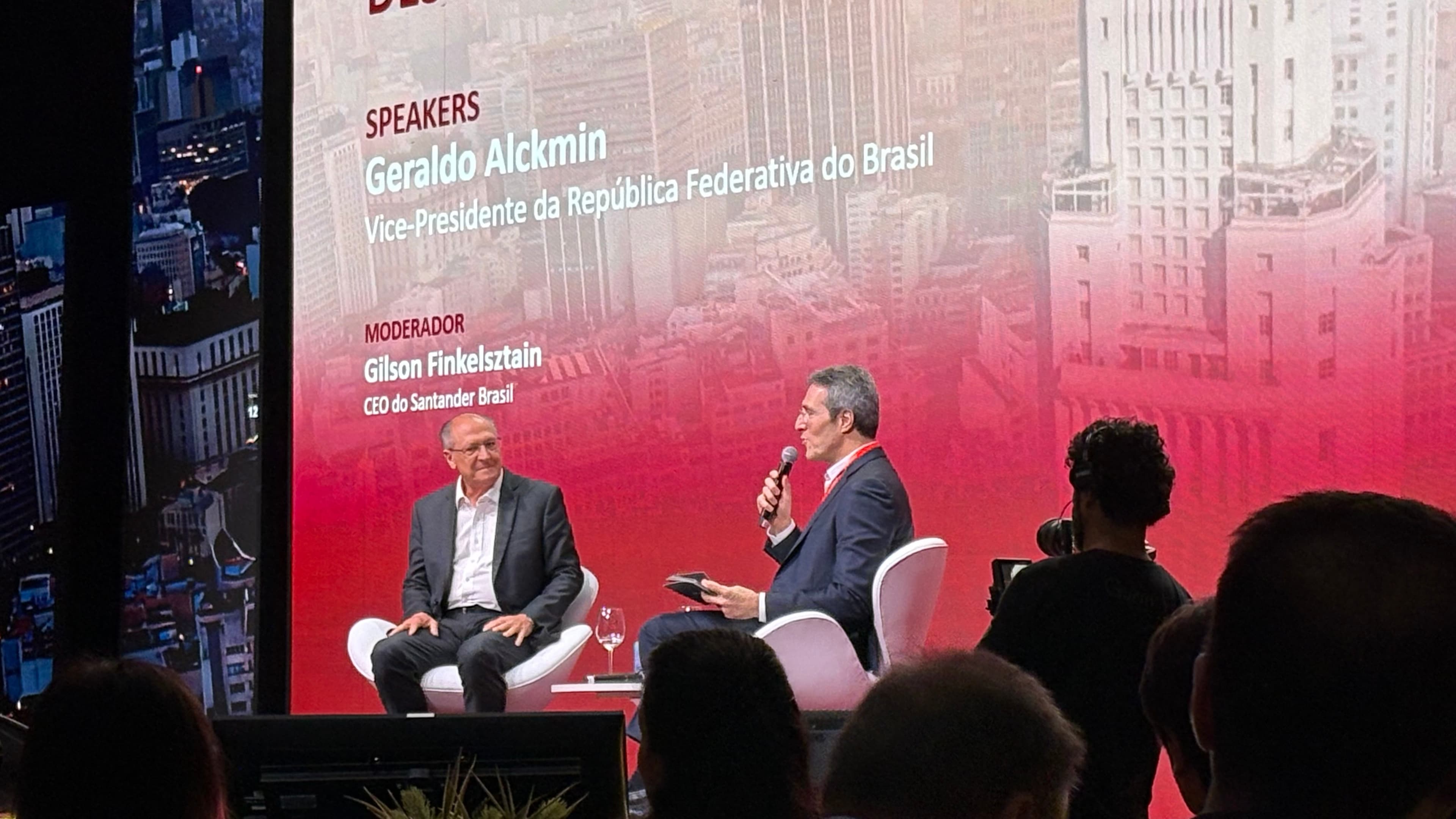 Alckmin descarta ‘olho por olho’ com Trump e defende que Brasil seja amigo dos EUA e da China