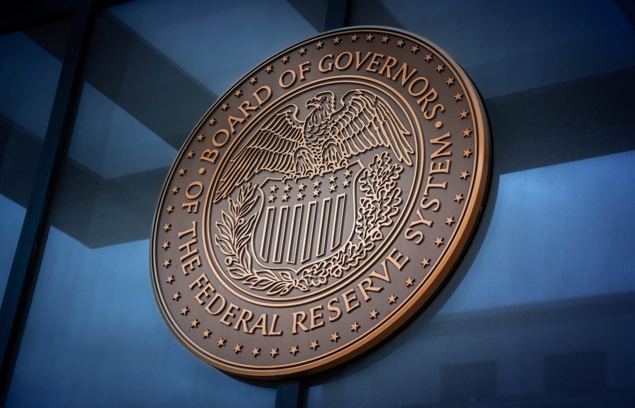 Agenda: Ata do Fomc detalha manutenção de juros norte-americanos; veja indicadores econômicos desta quarta (19)