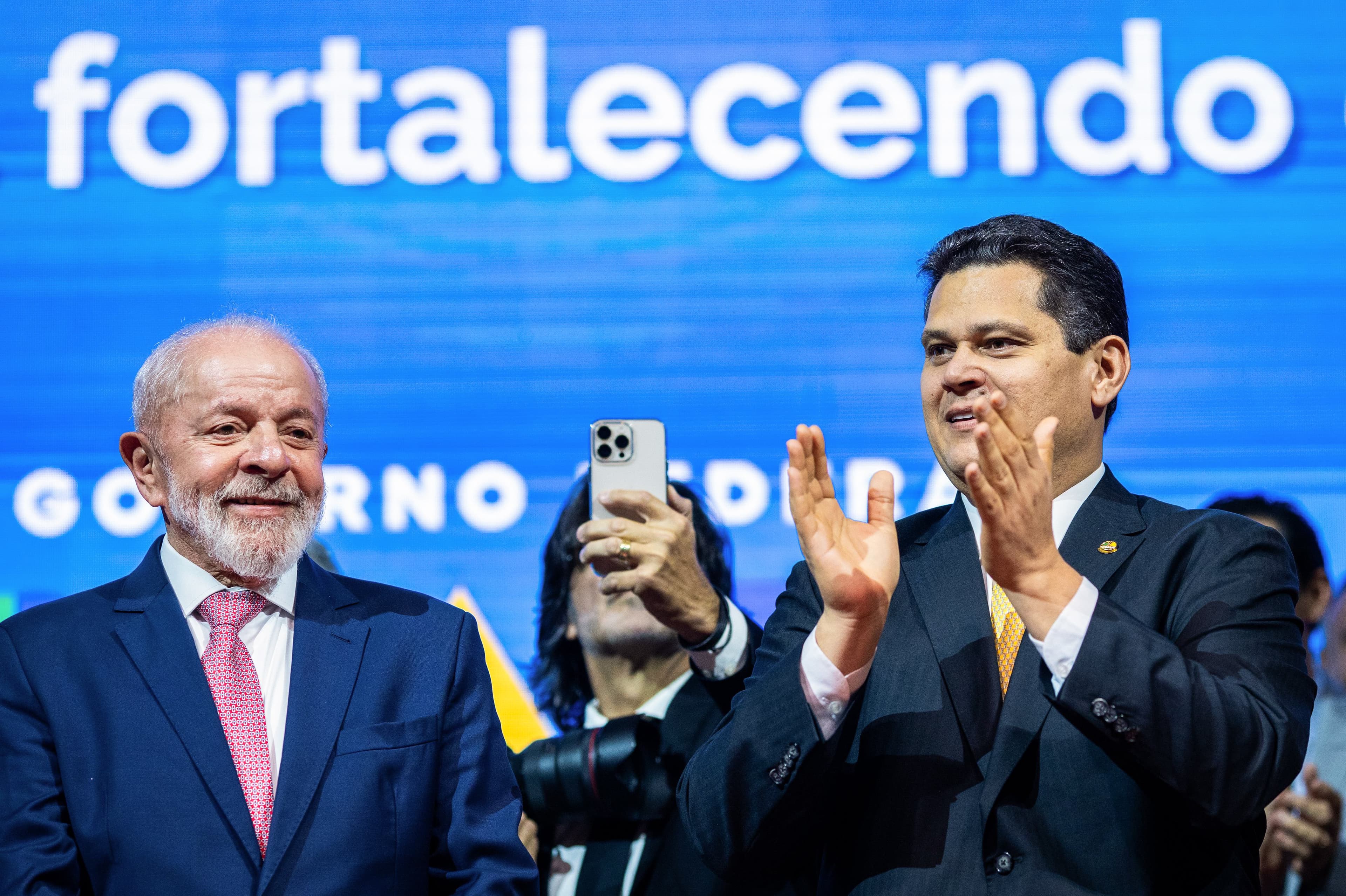 PECs da escala 6×1 e da Segurança são despachadas para CCJ do Senado e têm relatores definidos