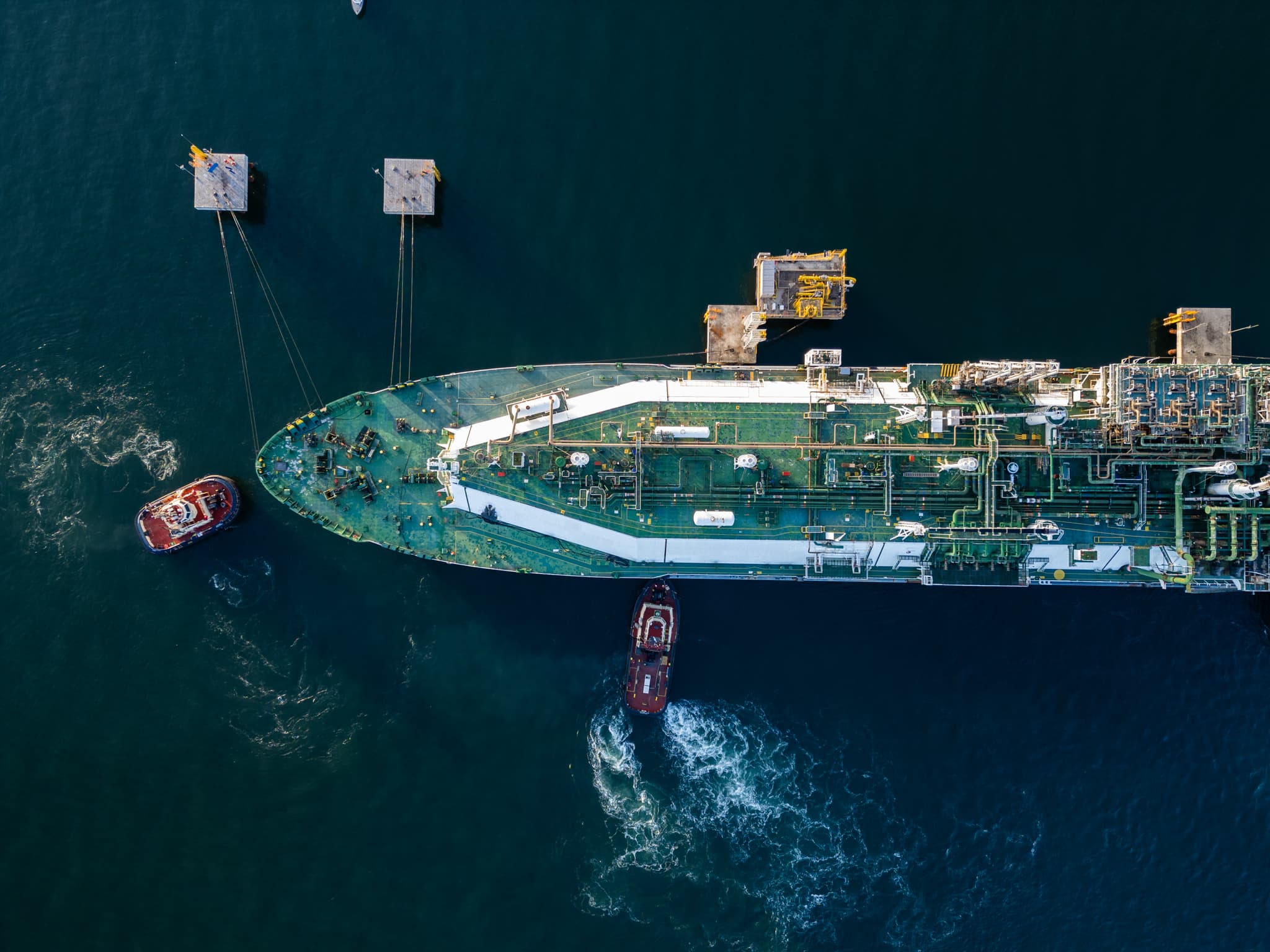 Cade aprova, sem restrições, arrendamento de terminal de gás pela J&F