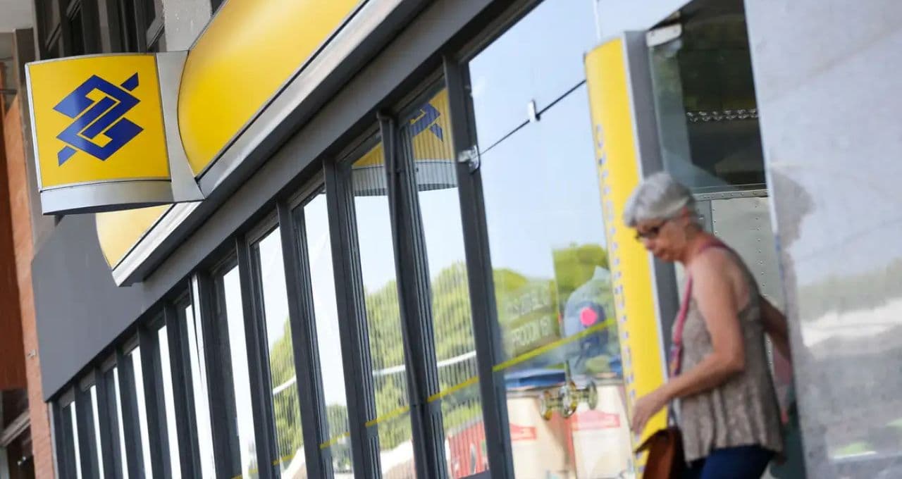 Banco do Brasil (BBAS3): BofA acende sinal e recomenda vender ações agora