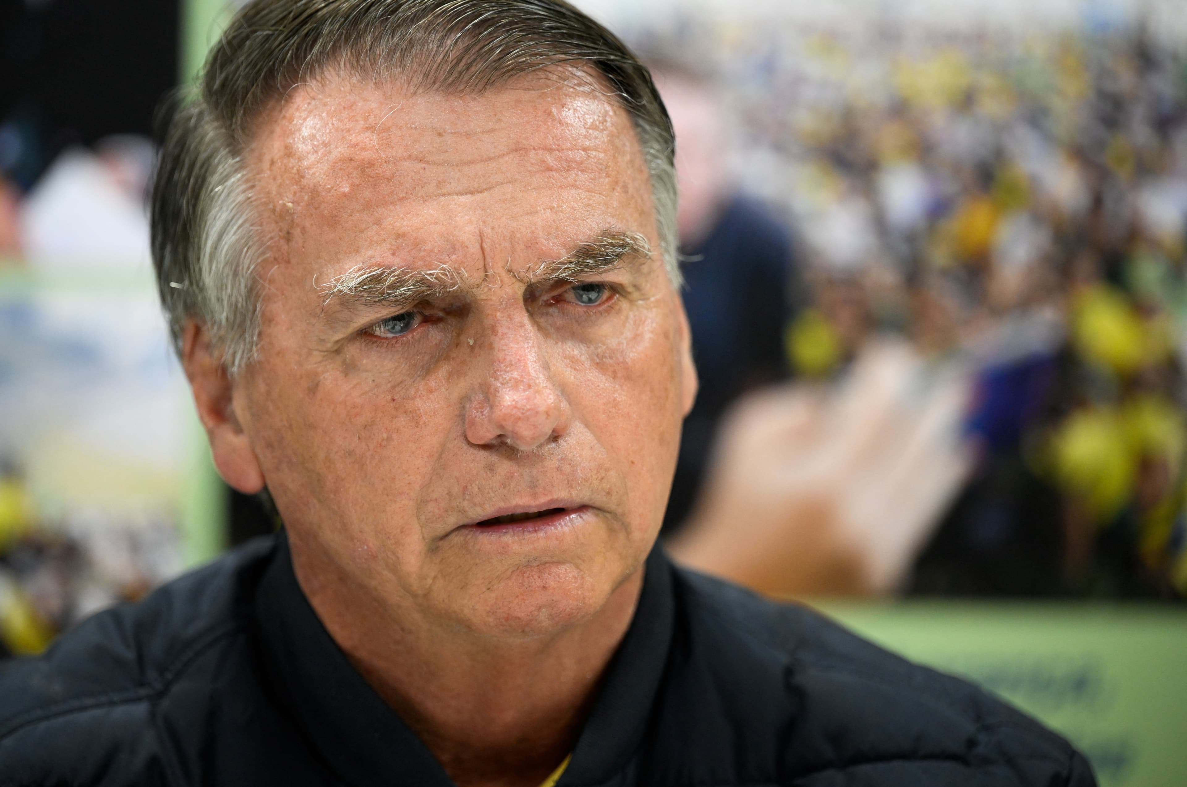 Em 2022, Jair Bolsonaro aumentou em 50% e ampliou beneficiários do ‘Bolsa Família’ a 100 dias do 1° turno