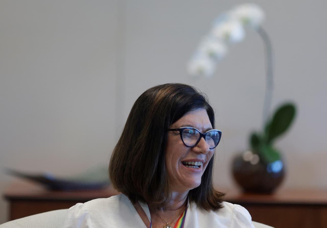 Petrobras (PETR4) precisará ampliar atuação em renováveis para manter relevância até 2050, diz CEO