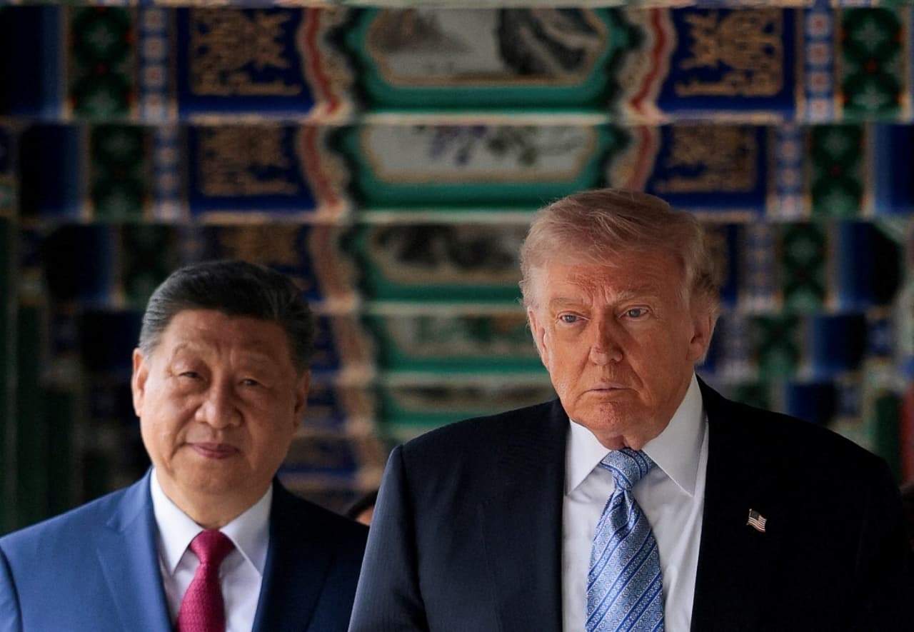Encontro de Xi Jinping e Donald Trump divide agenda com relatório de política monetária e pesquisas eleitorais; Ibovespa em dólar cai nesta quinta-feira (24)