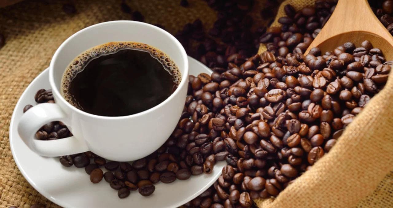 O café finalmente ficou mais barato; e os brasileiros já estão consumindo mais