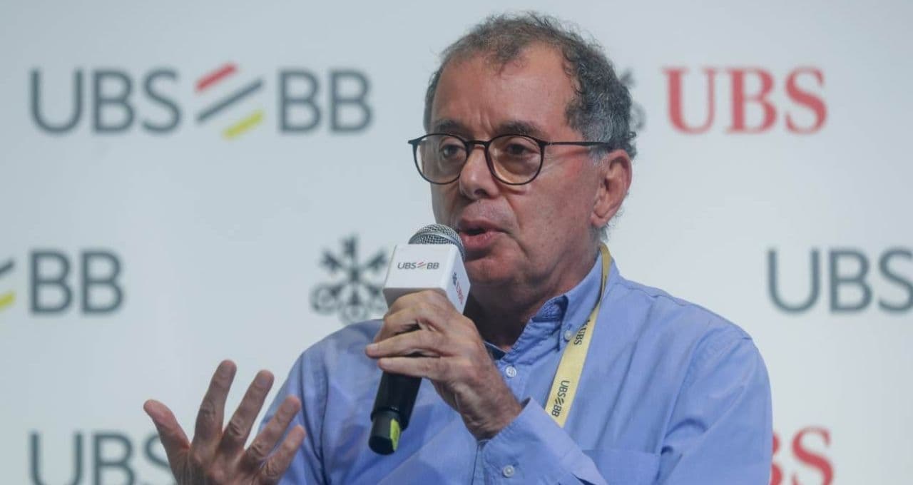 Stuhlberger: Se Flávio ganha, será uma porrada insana na Bolsa, com dólar a R$ 4,80