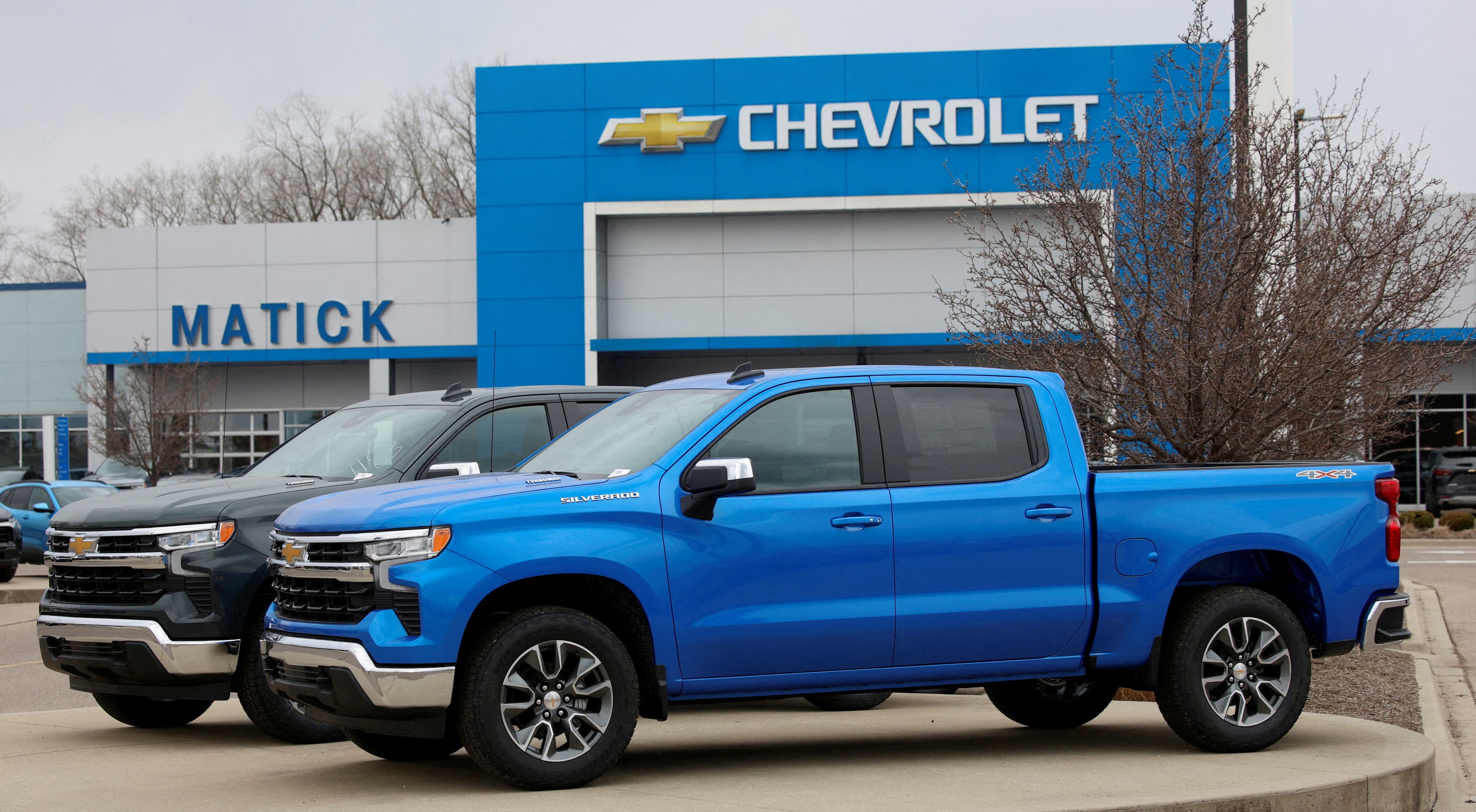 Sem chinesas, GM mantém liderança em vendas nos Estados Unidos; Toyota se aproxima