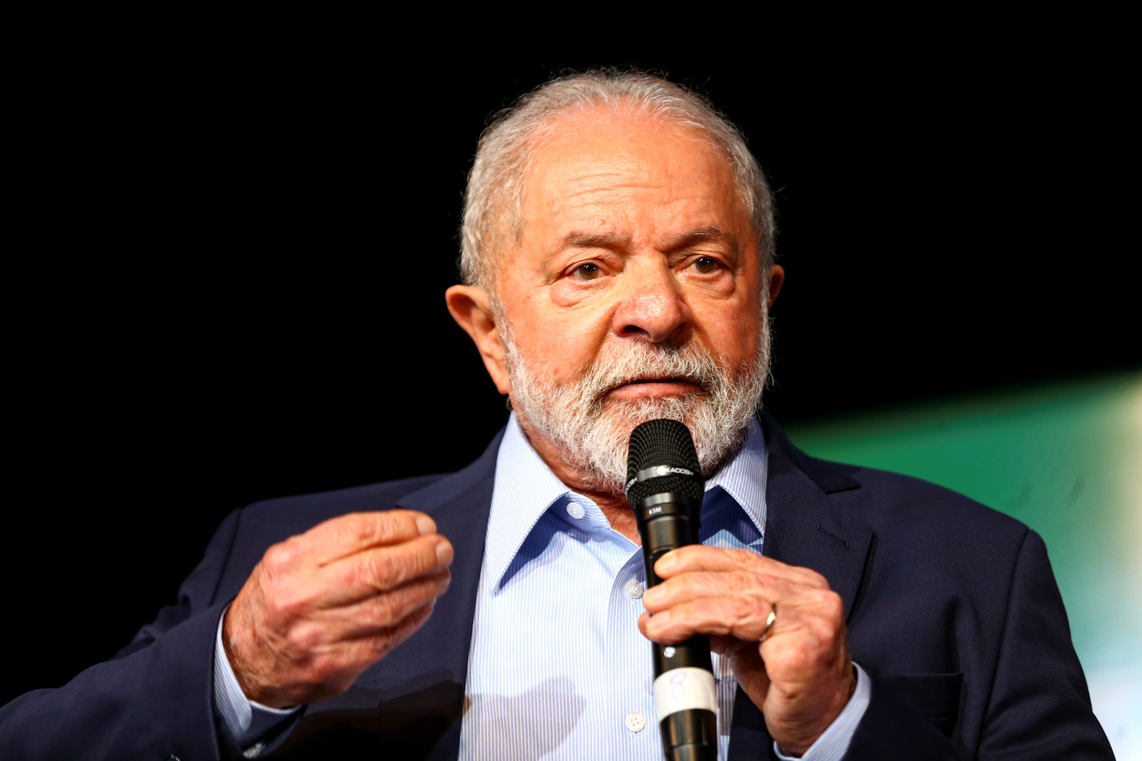 Lula: Brasil pode virar Argentina com Flávio Bolsonaro na Presidência