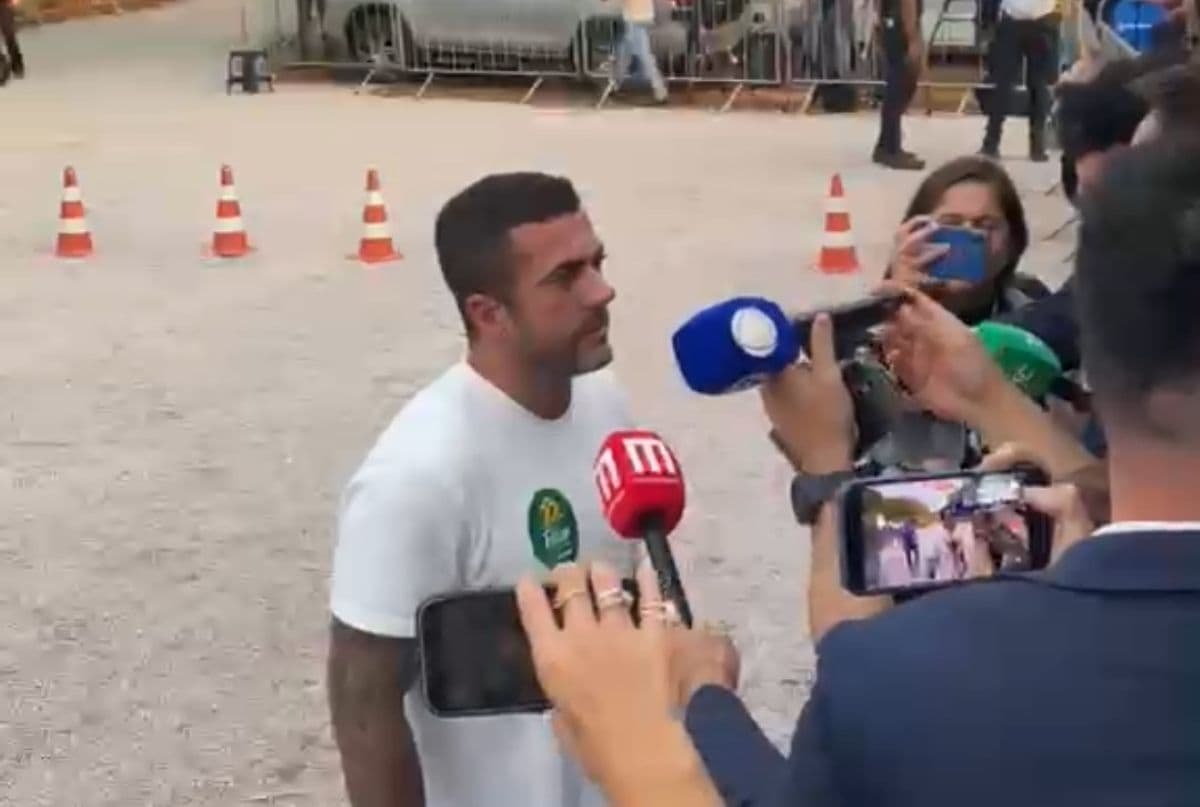 ‘É mais uma interferência do Judiciário’ e ‘só vai tumultuar’: o que diz aliado de Flávio Bolsonaro (PL) sobre decisão de Zanin