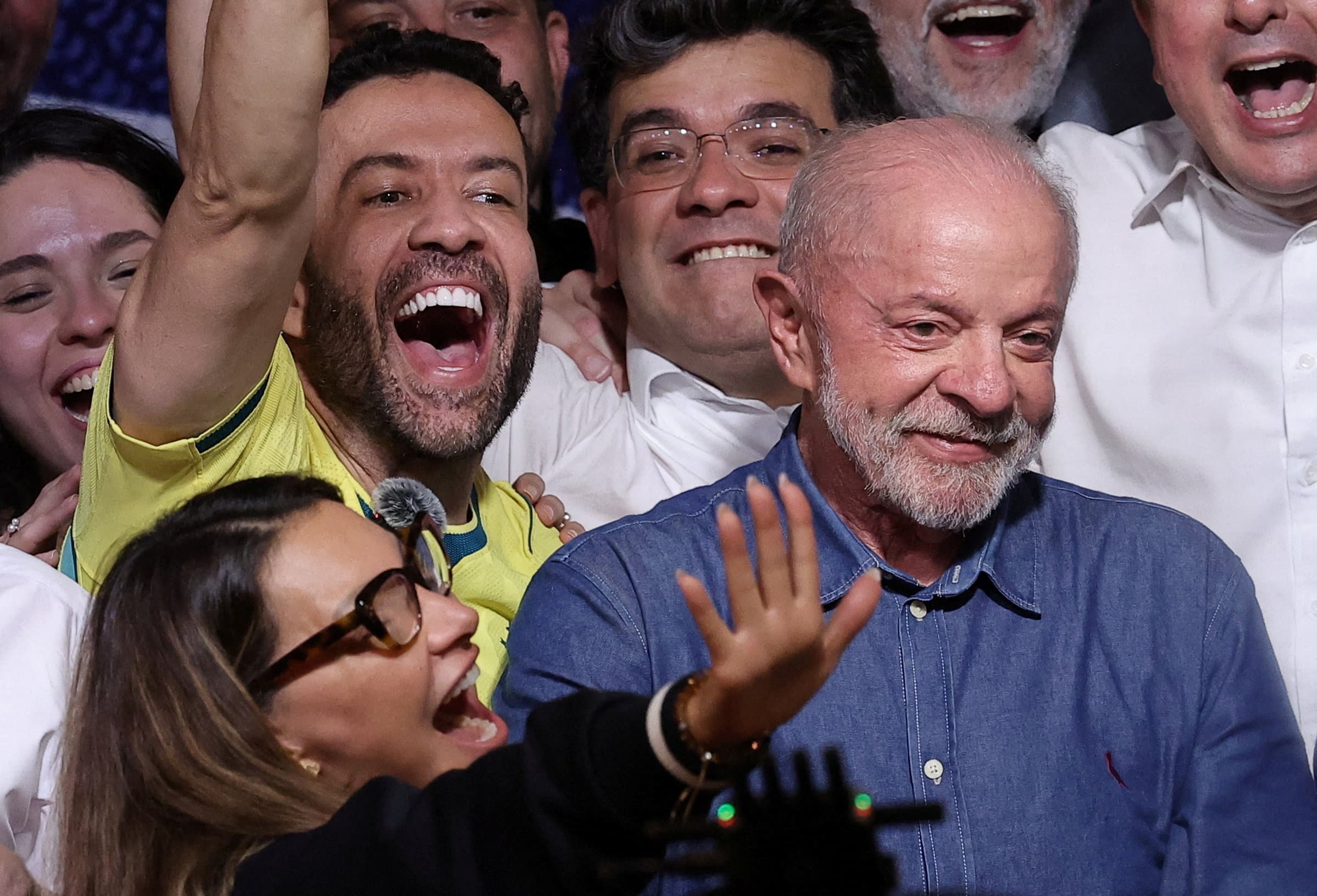 Lula promete governar com Congresso que não escolheu e volta a falar que Brasil não aceita ser quintal de ninguém