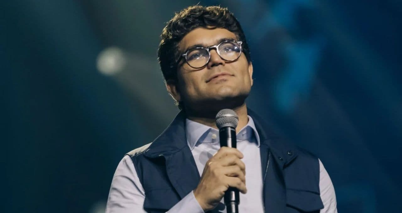 No G4 Valley 2026, Tallis Gomes critica impostos e diz que empreendedor vai vencer ‘apesar deles’