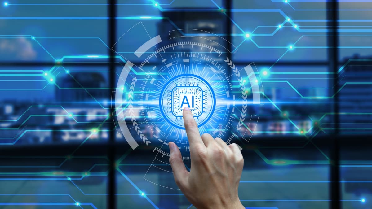 Cada vez mais brasileiros usam Inteligência Artificial (IA); veja como aplicar a tecnologia aos investimentos