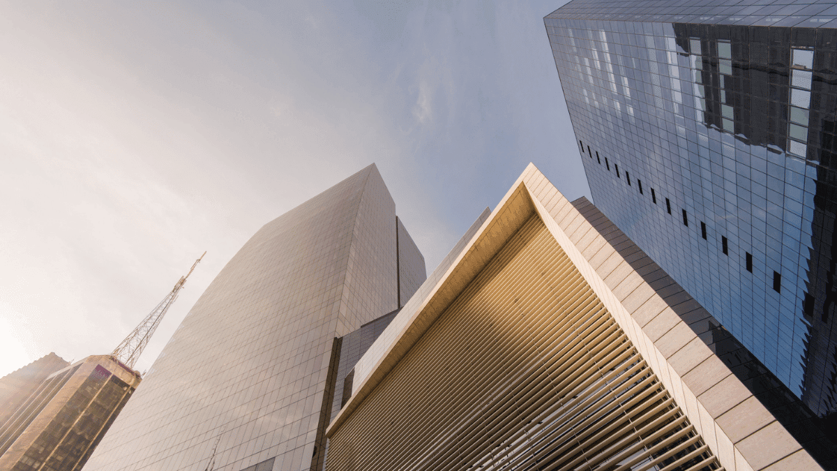 HGHC11 deixa B3 em julho; veja próximos passos e 7 FIIs recomendados para comprar agora