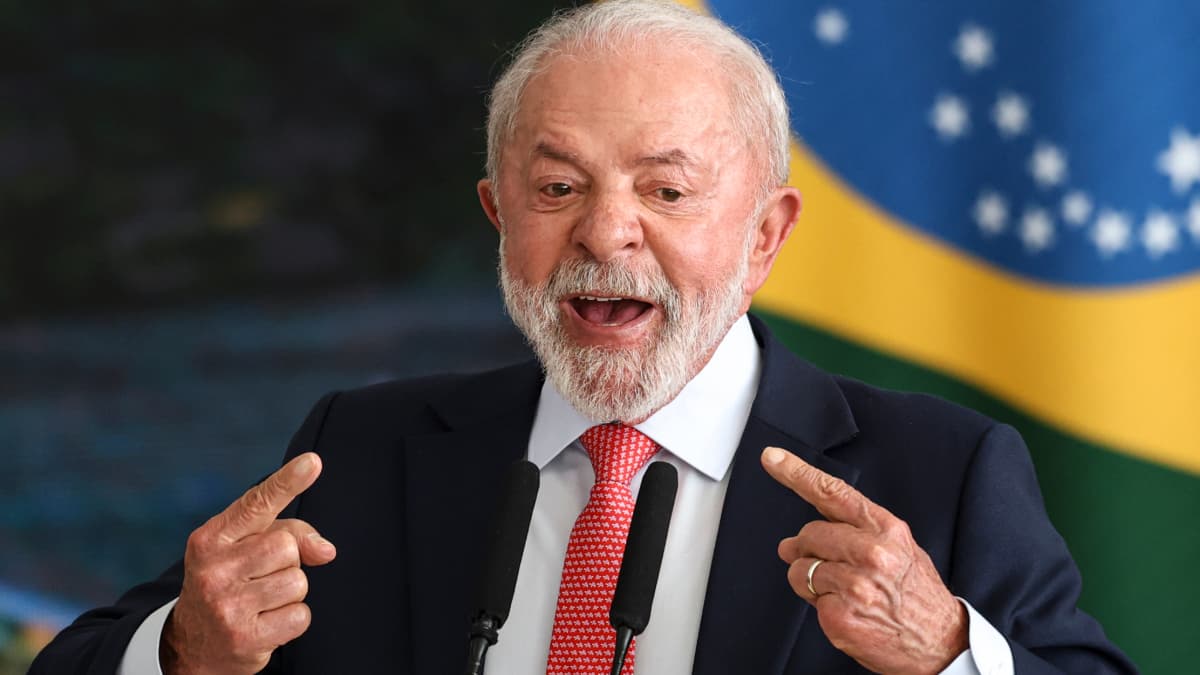 ‘Ninguém mete o bedelho no Brasil’, diz Lula após plano dos EUA de investigar urnas brasileiras; o que aconteceu?