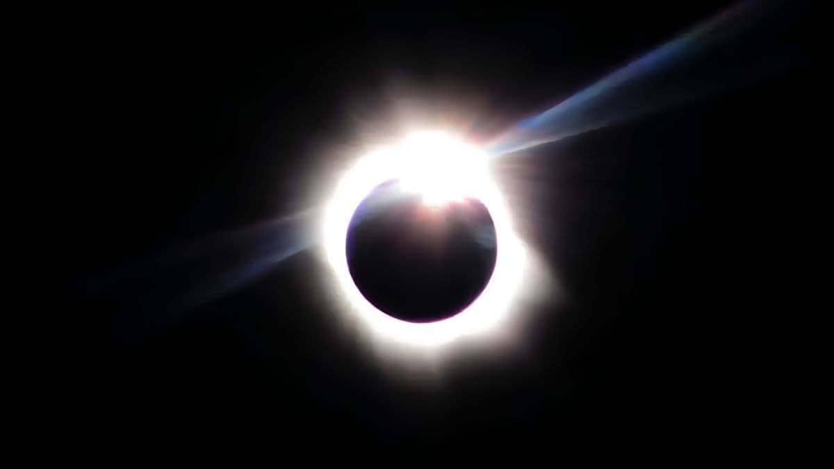 Eclipse oculta 96% da Lua de hoje para amanhã; fenômeno poderá ser visto em todo o Brasil, mas com uma condição