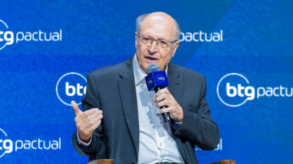 O que falta para o ajuste fiscal? Alckmin põe parte da culpa no Banco Central