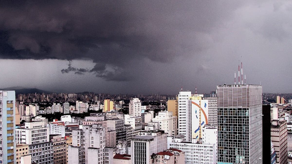 Nova frente fria vem aí: o que causou o novo alerta de temporais em São Paulo a partir dehoje